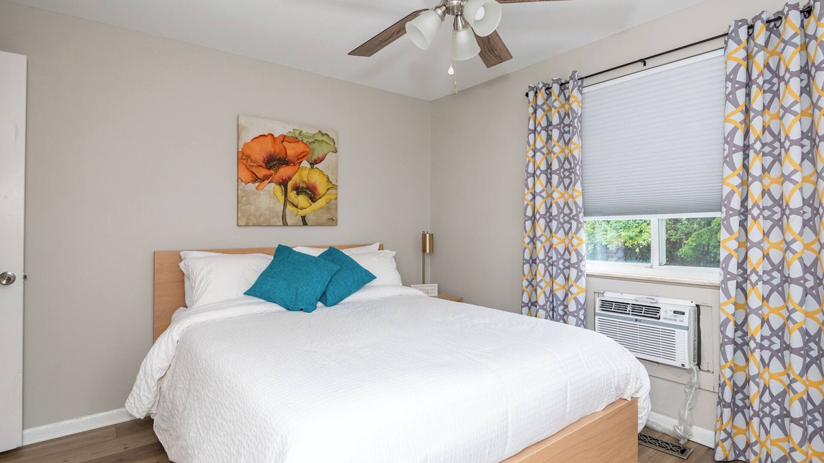 Kettering Apartment | MidCentury Modern - UD WPAFB
