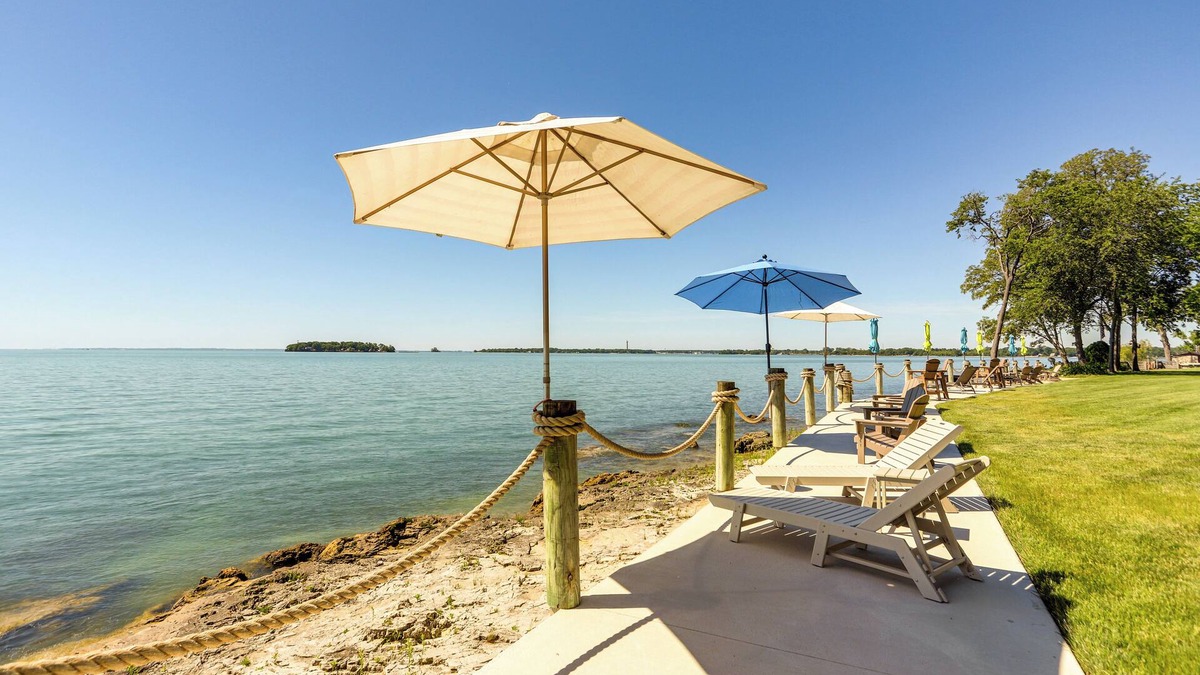 Put-in-Bay Cottage | Middle Bass Island Cottage w/Grills & Fire Pit