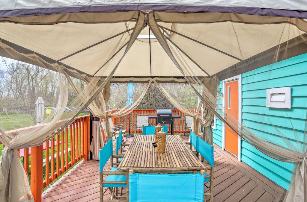 Put-in-Bay Villa | Middle Bass Resort Villa with Grill and Deck!