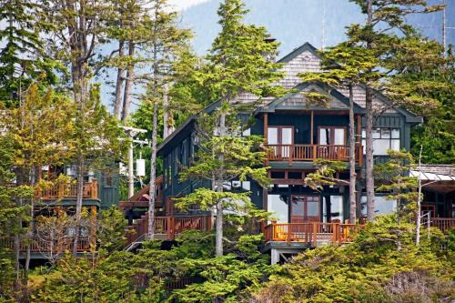 Tofino Cabin | Middle Beach Lodge