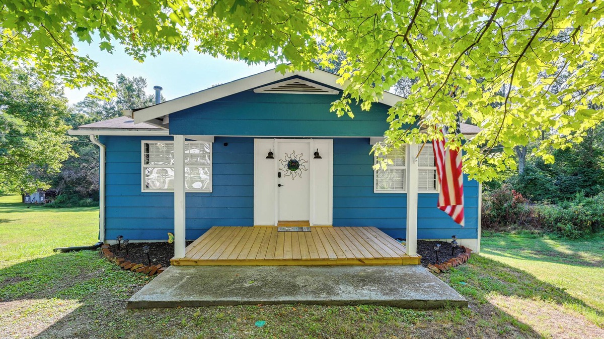 Bon Aqua House | Middle Tennessee Cottage ~ 10 Mi to Dickson!