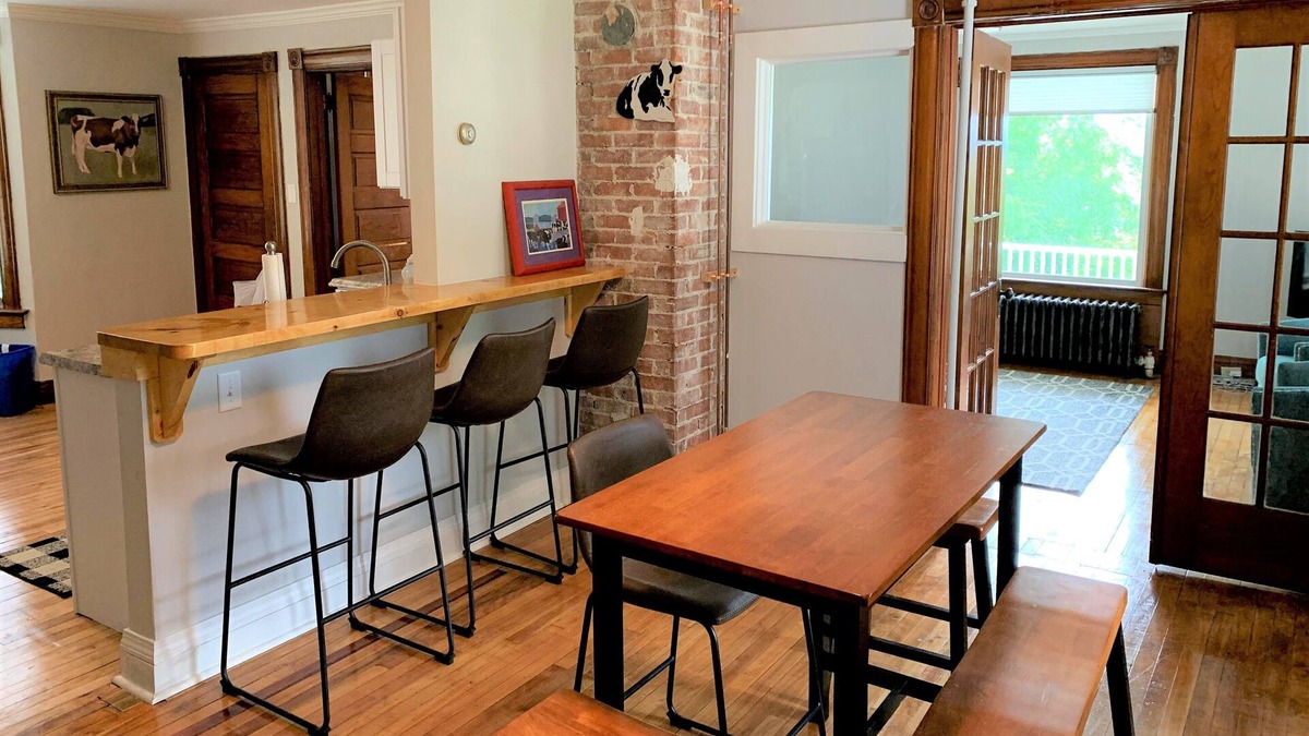 Middlebury Apartment | Middlebury Home with Sunset views!