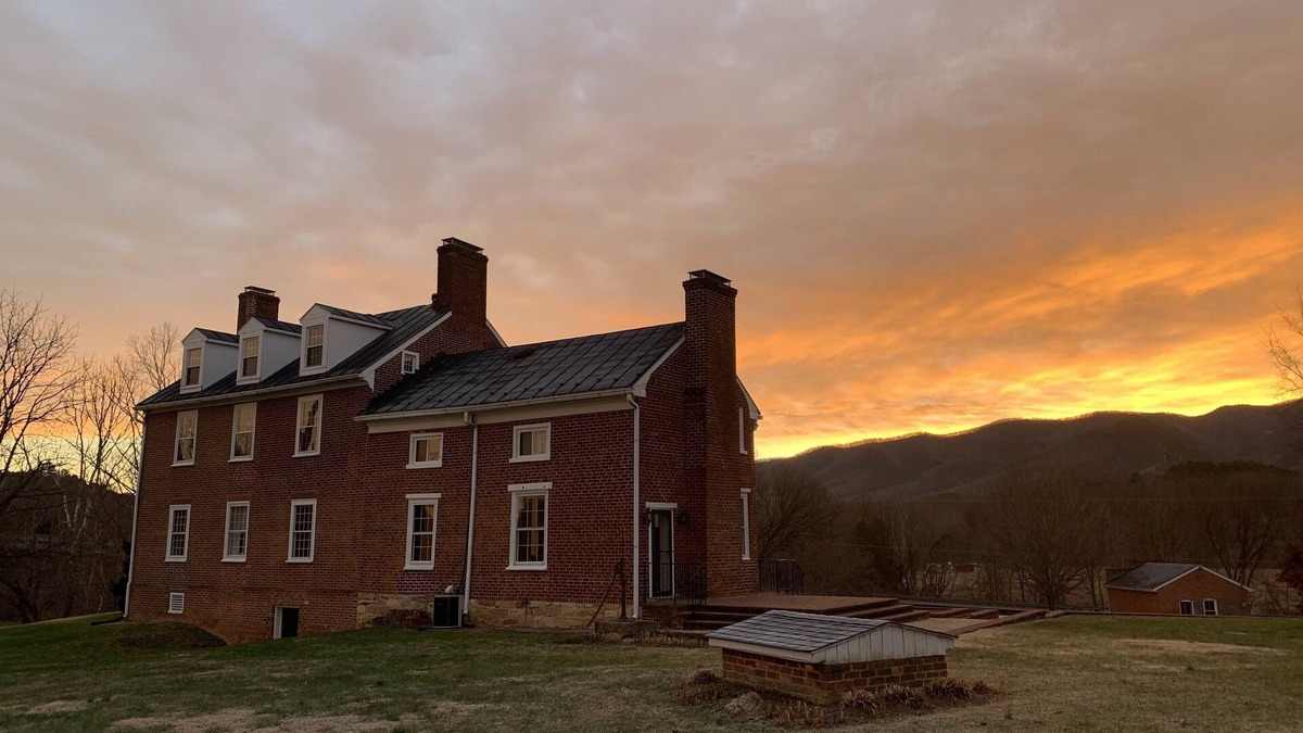 Glasgow House | MidMountain Retreat, a budding arts space in a historic home on the James River