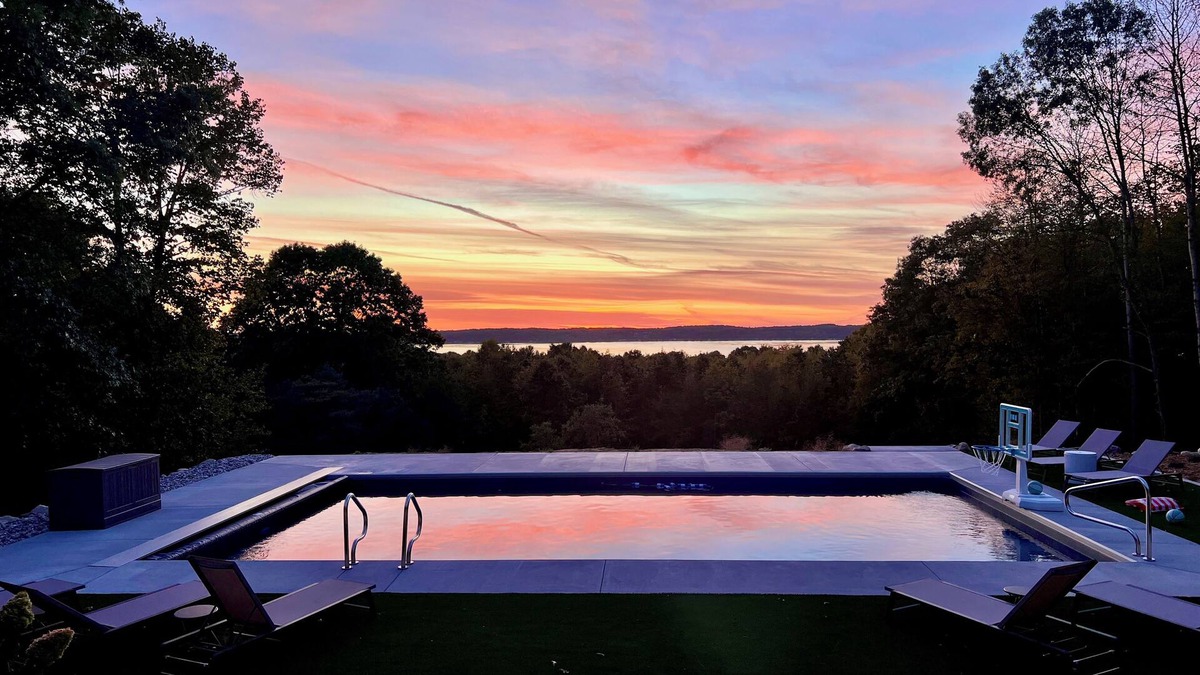 Alden House | Midnight Lodge at Torch Lake - Pool, Hot Tub, Pickleball, & Sunsets