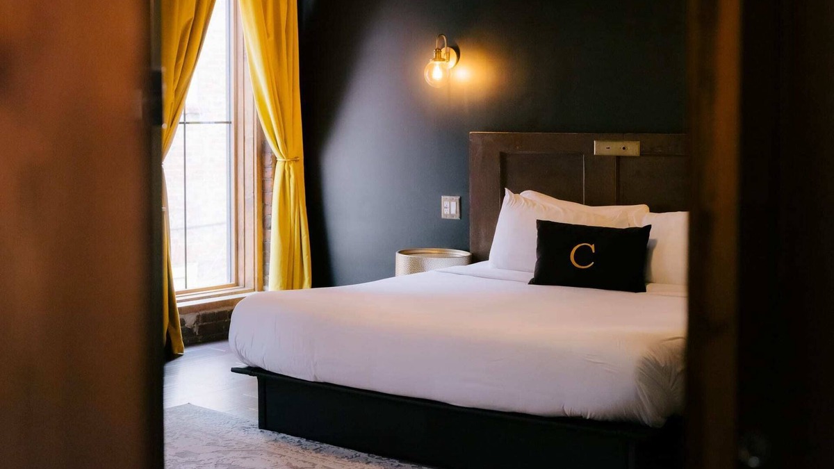 Madison Hotel | Midnight on Main Suite 203 at The Chandler Hotel