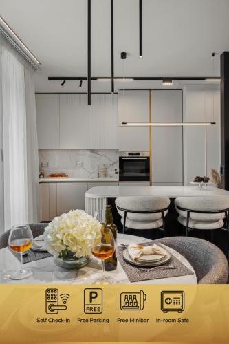 Aviatiei Apartment | Mido Bird Luxury Apartment with Private Parking & Self Check-in