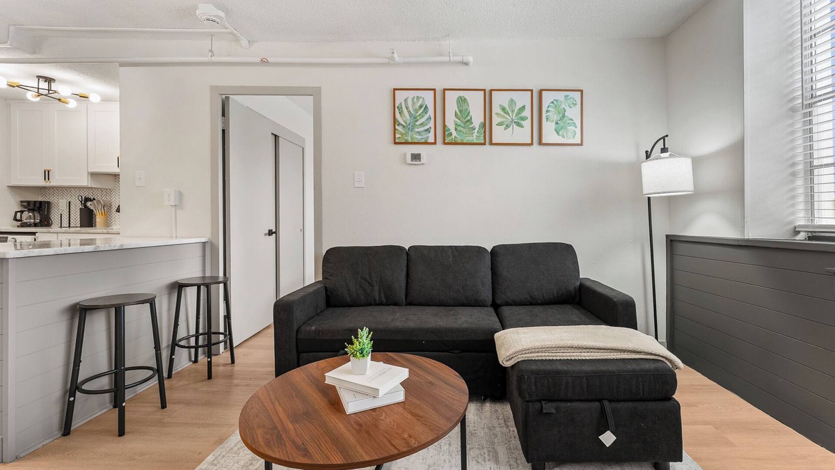 Central Gardens Apartment | Midtown 1BR Apartment, Memphis