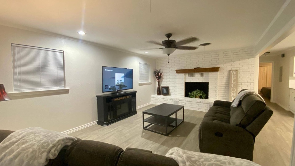 Graham House | Midtown Escape - located in the heart of Graham, Texas