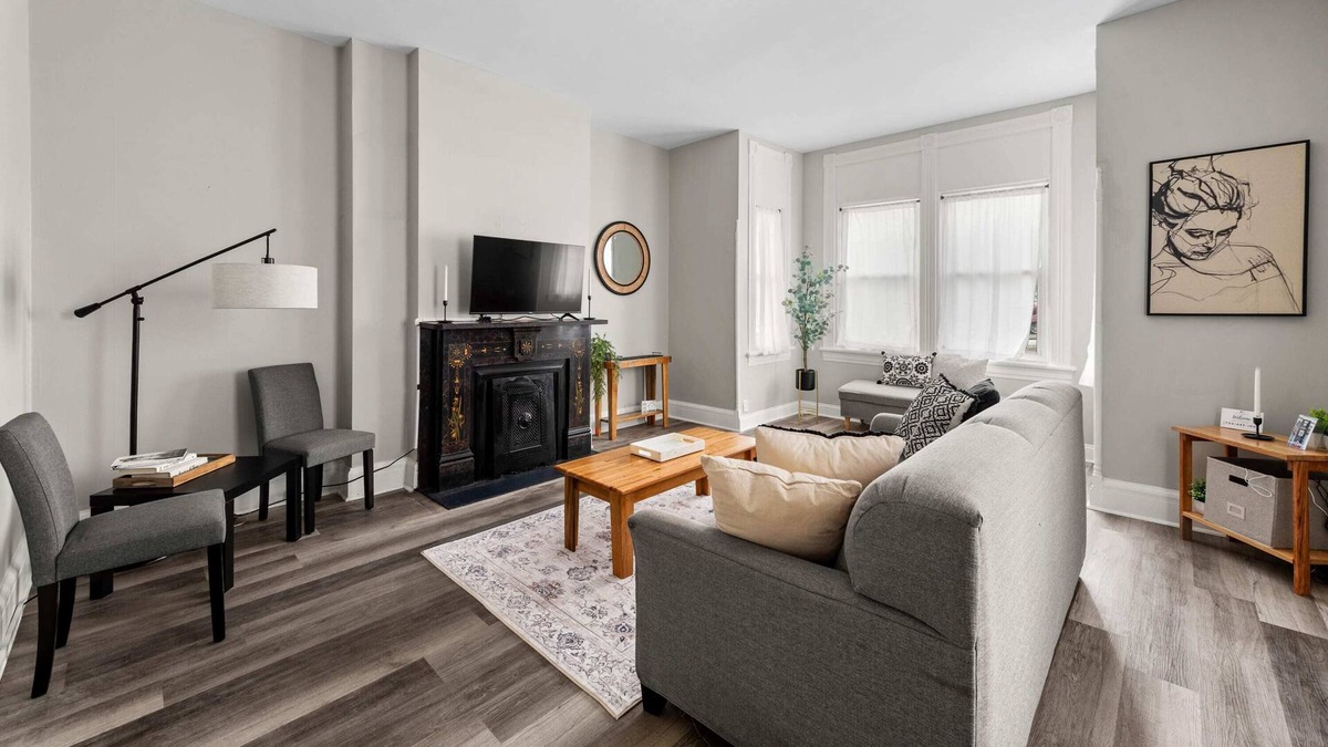 Corryville House | Midtown & Near U of Cincinnati! Dreamy on Donahue