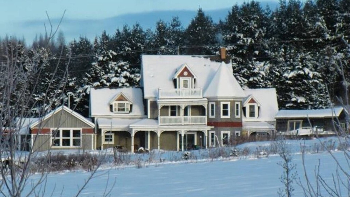 Saint-Joseph-de-Ham-Sud House | Miel et Terre-Chalet en nature pour jusqu'à 15 personnes