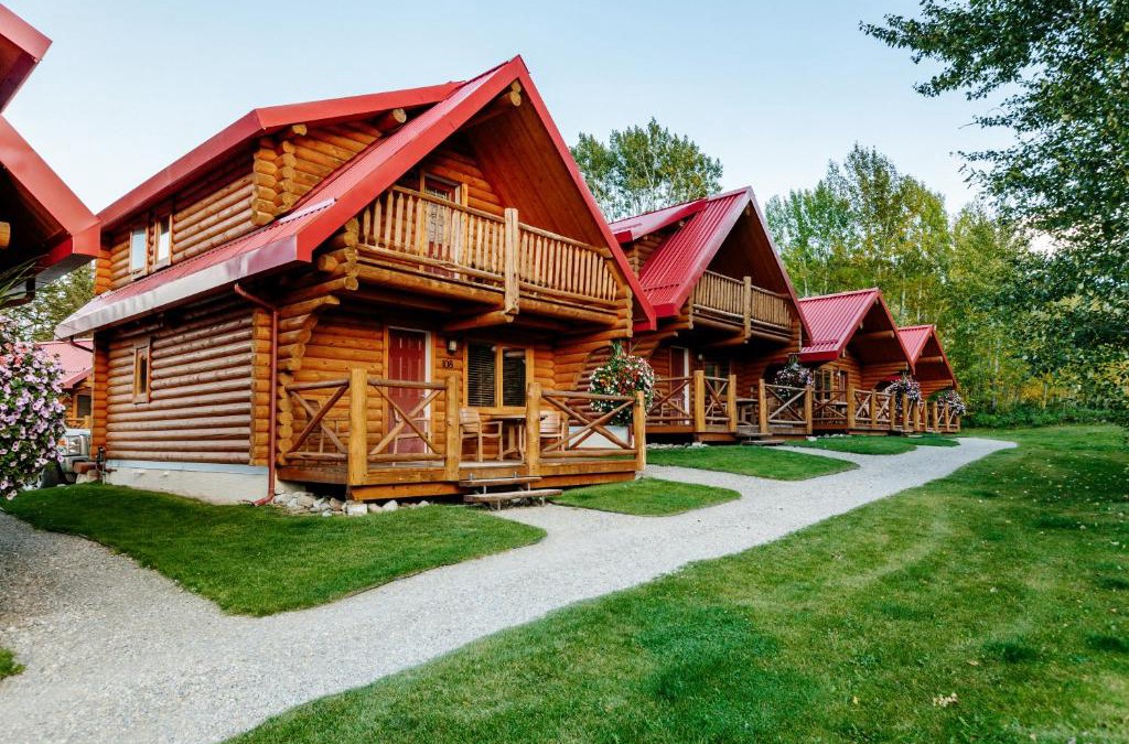 Pocahontas Cabin | Miette Mountain Cabins