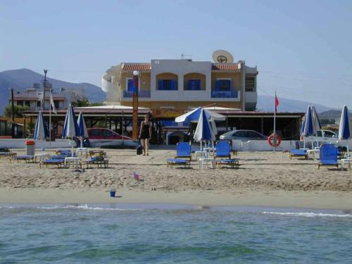 Agkisaras Apartment | Mike's Beach Apartments & Studios