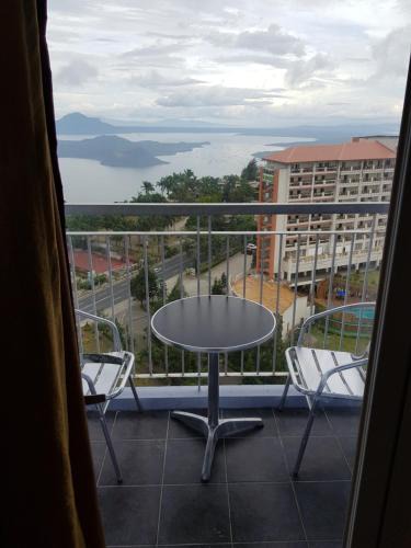 Tagaytay Apartment | Milagrosa(SMDC wind residences)