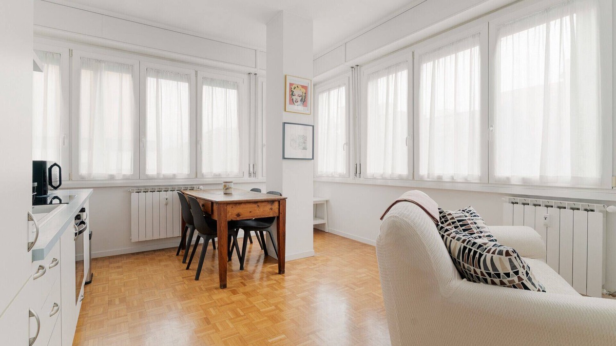 Barona Apartment | Milano Bright Apartment with private parking!