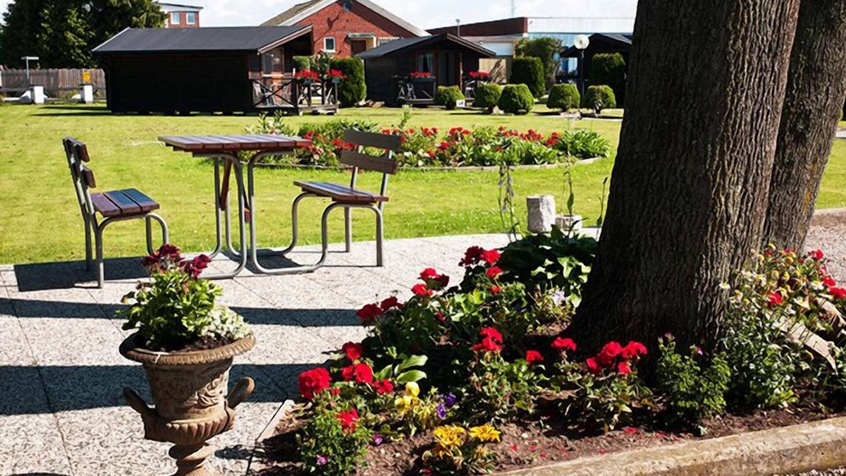 Astorp Hotel | Milano Garden - City Bungalow Hotell, i gränssnittet till Kullabygdens pärlor