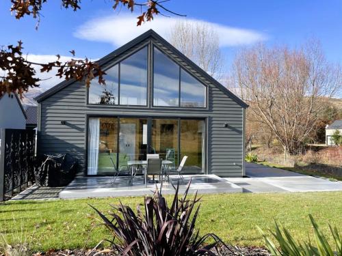 Lake Hayes Ski Chalet | Mill Creek Cottage
