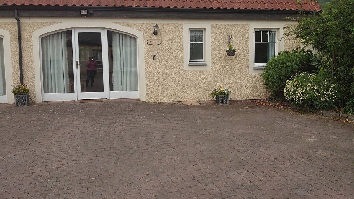 Alva House | Mill Glen