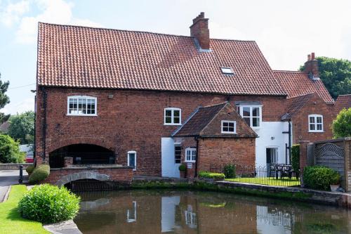Ollerton House | Mill House
