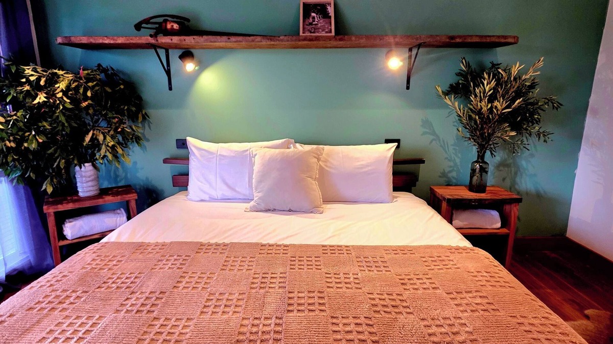Brooman Cottage | Mill House is a newly renovated cottage with charm and inspires relaxation