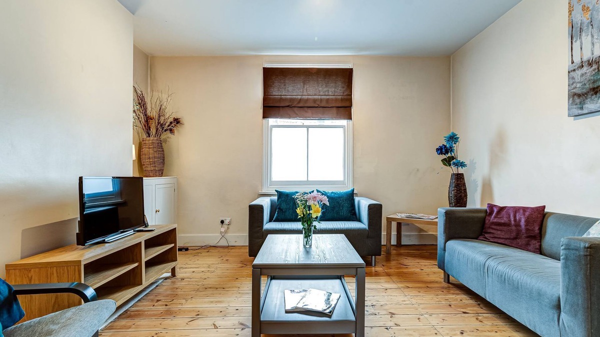 Oxford House | Mill House | Oxford Holiday Let | 2 Beds & Sleeps 4