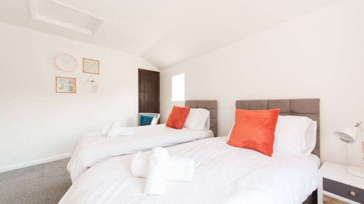 Northleach House | Mill View-an idyllic base to explore The Cotswolds