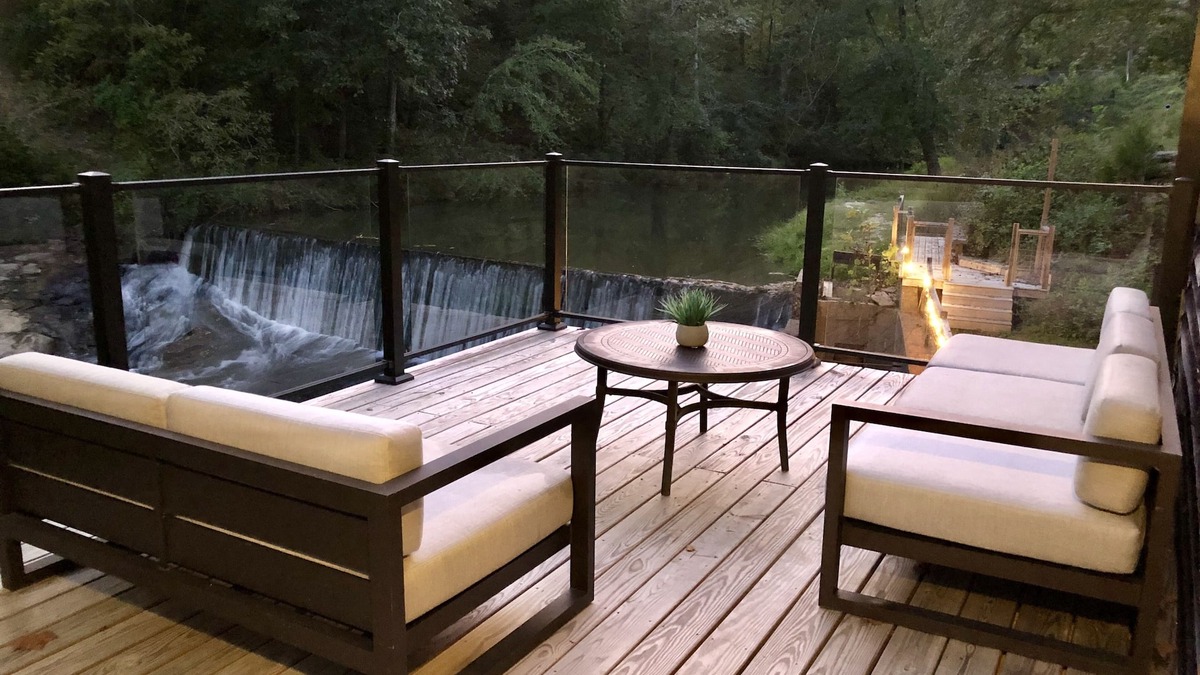Westfield House | Mill & Waterfall: "Top 23 Airbnb's in NC" with Hot Tub!