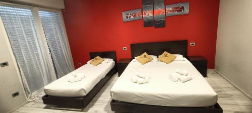 Entratico Hotel | Millaenya Inn