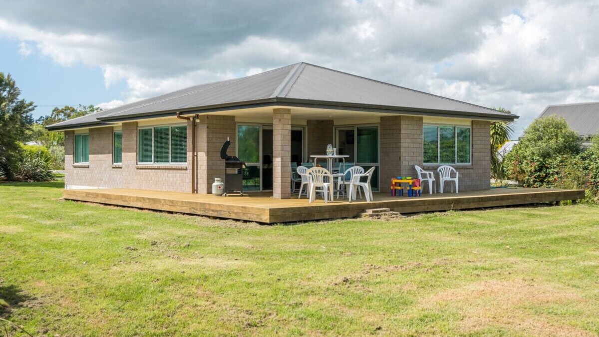 Mangawhai Heads Cottage | Millies Place - Mangawhai Holiday Home