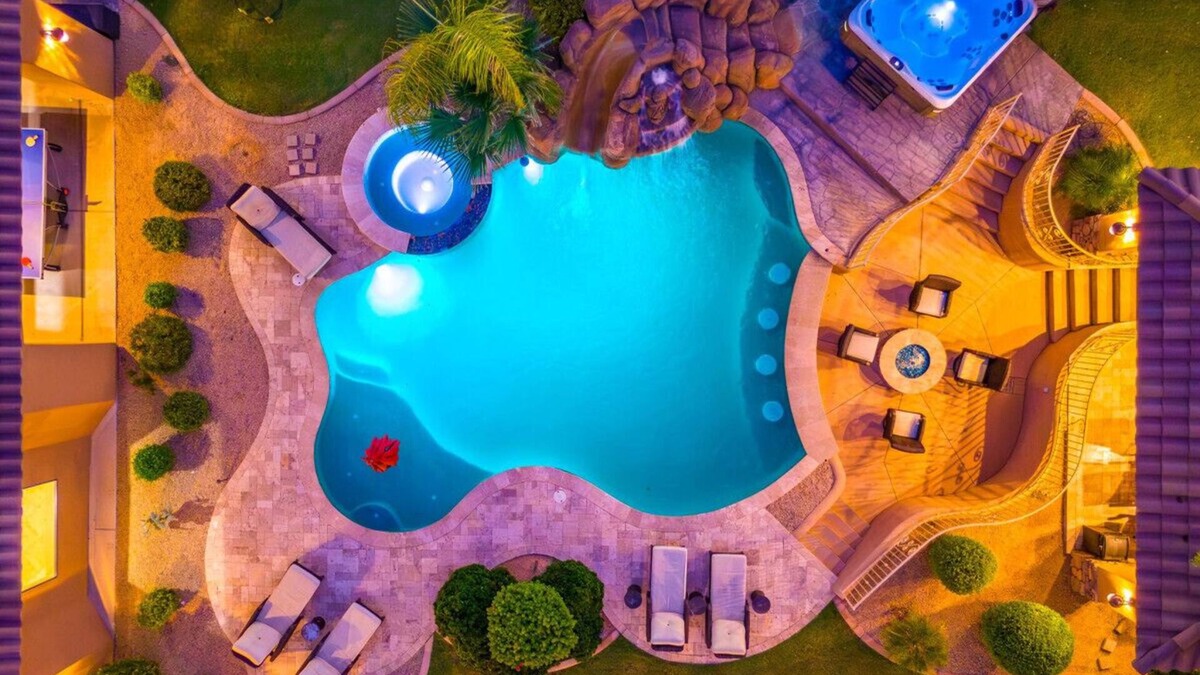 Shea North Estates House | MIllion $ Desert Dream + Heated Spa & Pool with Waterslide+SportsCourt+Pickelball+Putting Green