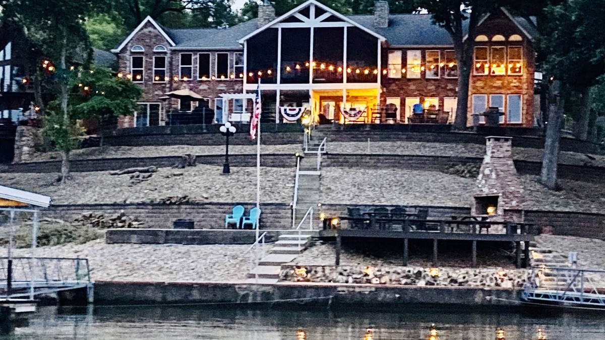 Lake of the Ozarks House | MILLION DOLLAR VIEW! 4 Bedrooms all with Private Bathroom, Great Dock 16X36 Slip