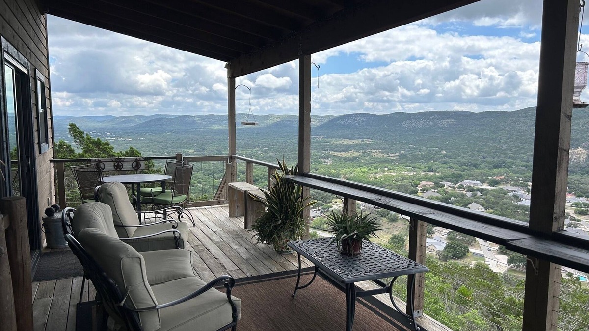 Concan House | Million Dollar Views at Bethel 2