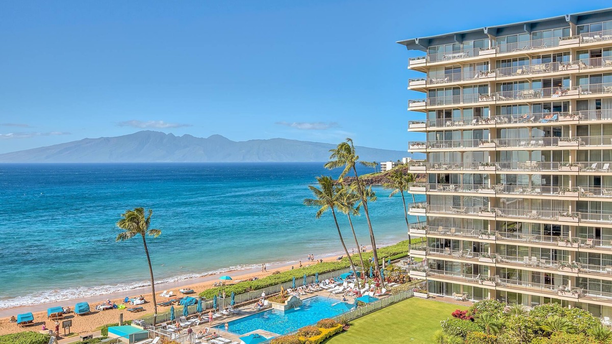 Kaanapali Condo | Million Dollar Views Oceanfront Studio at The Whaler in Ka'anapali