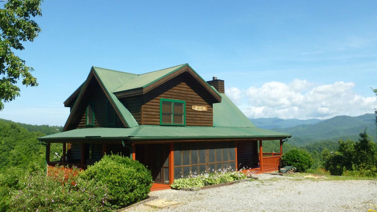 Bryson City Cabin | Million Dollar Views at Longview Cabin