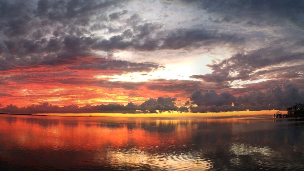 Crystal Beach Apartment | Million$ Gulf front sunsets in private apartment in private home!