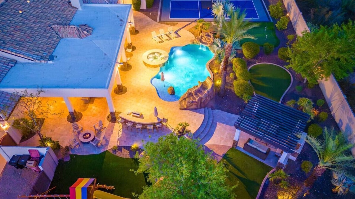 Central Scottsdale House | Million$ MiniResort+WaterSlide+PickleBall+Golf+Spa