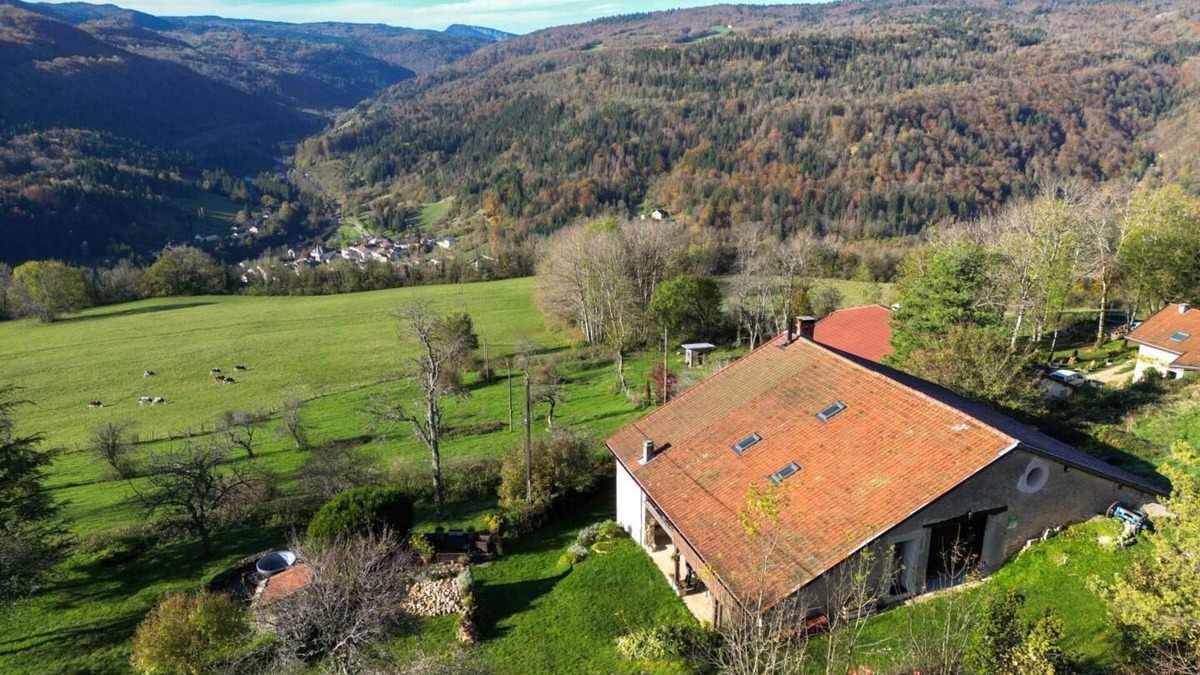 Saint-Germain-de-Joux House | Milou - SAINT GERMAIN DE JOUX