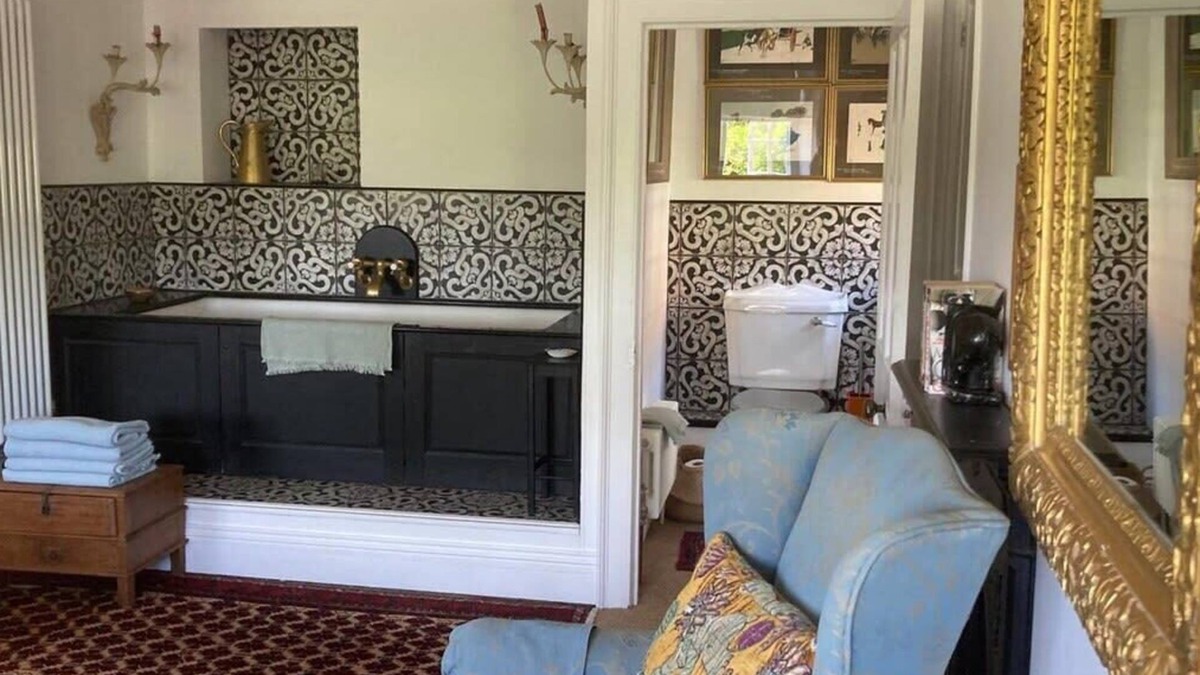 Cornwall House | Milverton Georgian Gem with Boho Vibe .