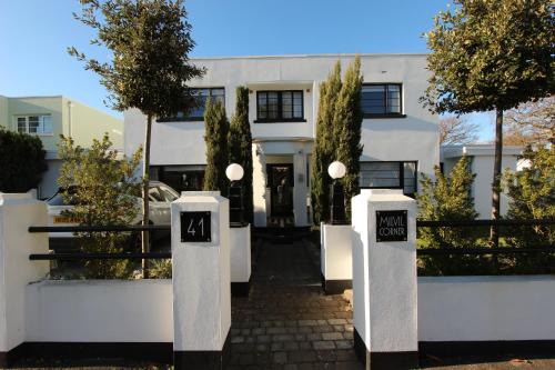 Lee-on-the-Solent Bed & Breakfast | Milvil