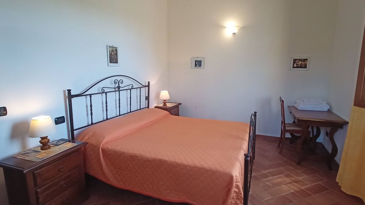 Latignano Apartment | MIMOSA apartment for up to 4 people