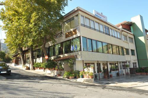 Kakopetria Hotel | Minaides Hotel