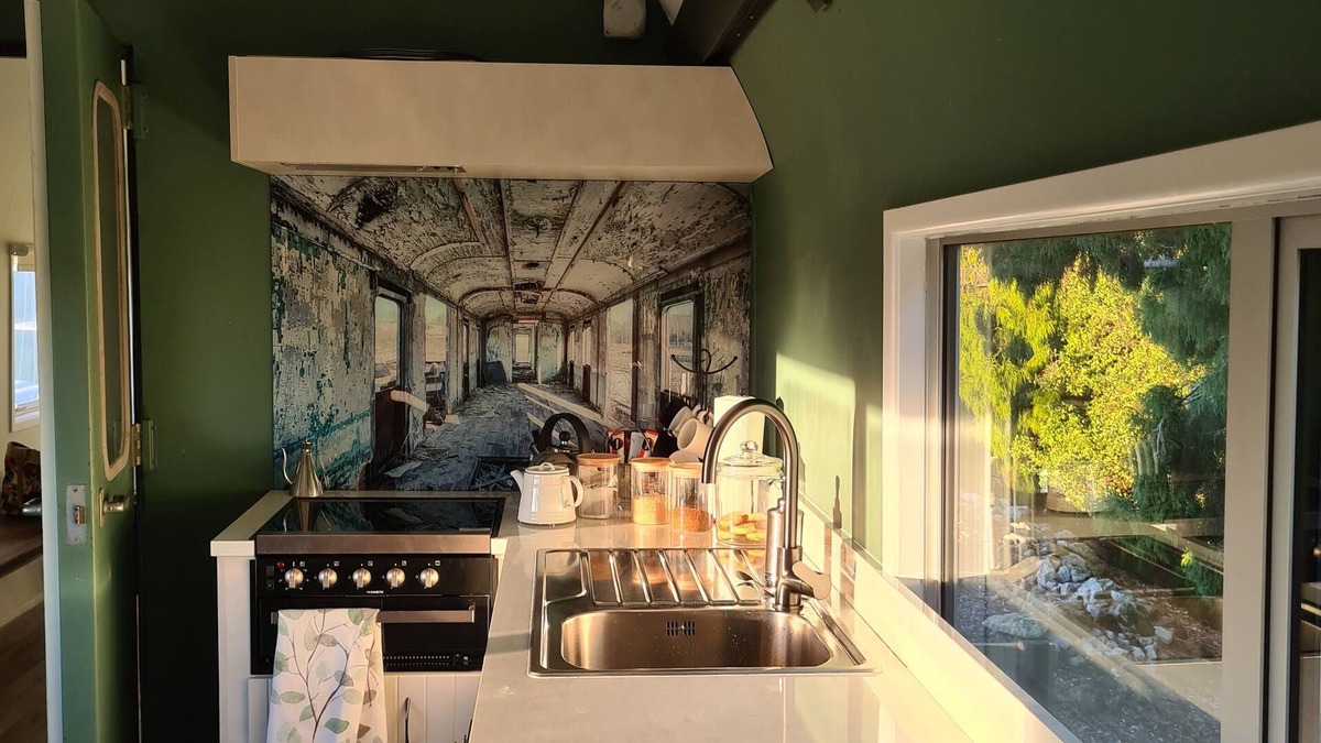 Wairoa Apartment | Minden Train