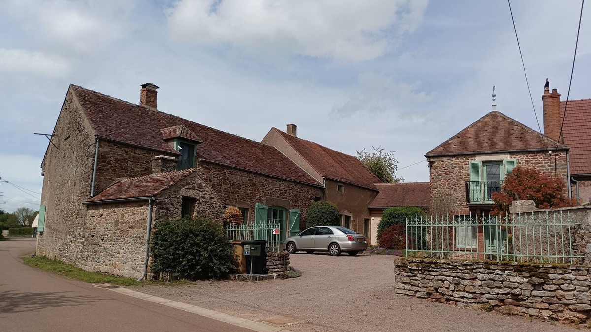 Thoste Apartment | Mine d'Ore, gîte à la campagne en Côte d'Or
