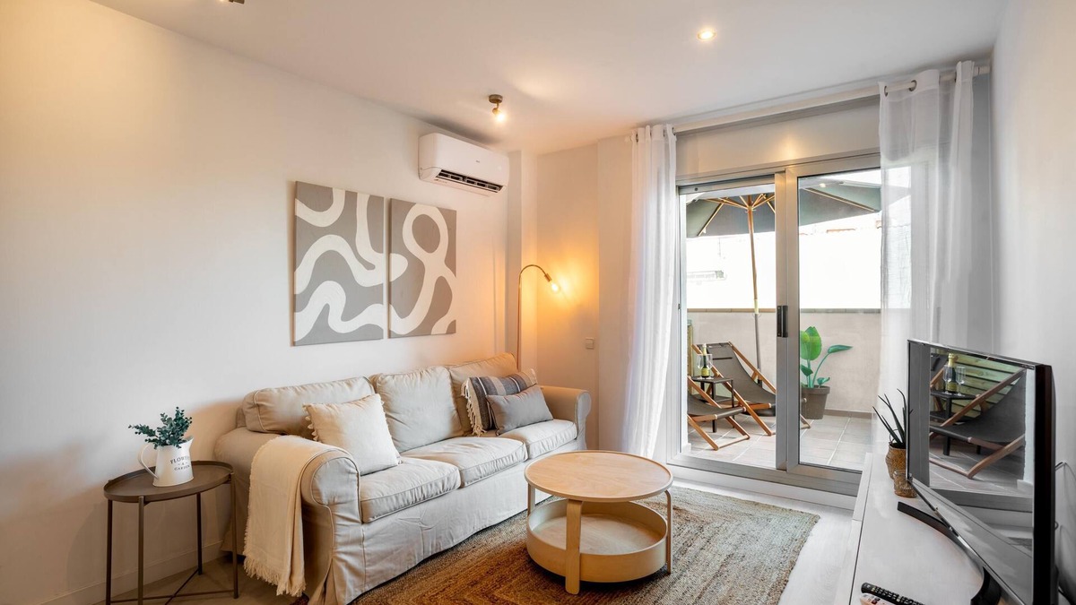 Mataro Apartment | MINI apartment with terrace and parking
