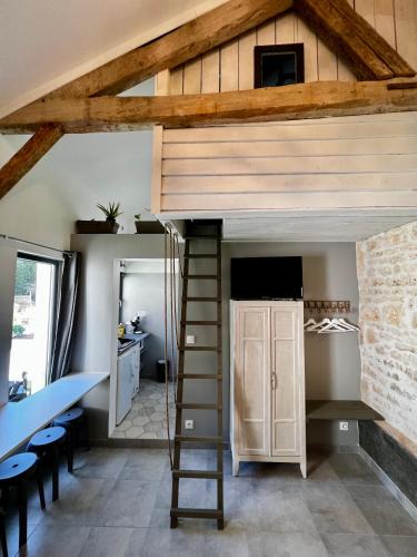 Sainte-Gemme-la-Plaine Apartment | Mini gîte cabane
