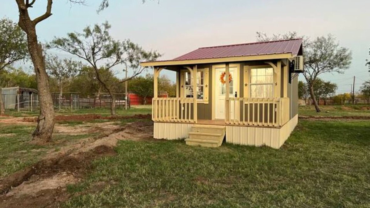 Wichita Falls Cabin | Mini home by Kataluma Nightly Rentals