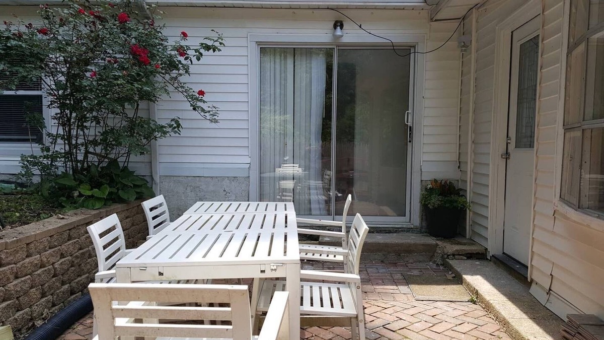 North Kensington Apartment | Mini patio suite own entrance