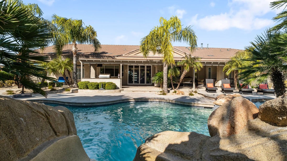 Mesa House | Mini Resort! Heated Pool and Spa, Pickleball Court, Putting Green