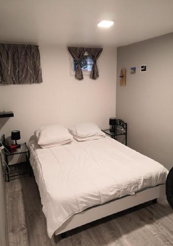 Marsannay-la-Cote Bed & Breakfast | Mini STUDIO