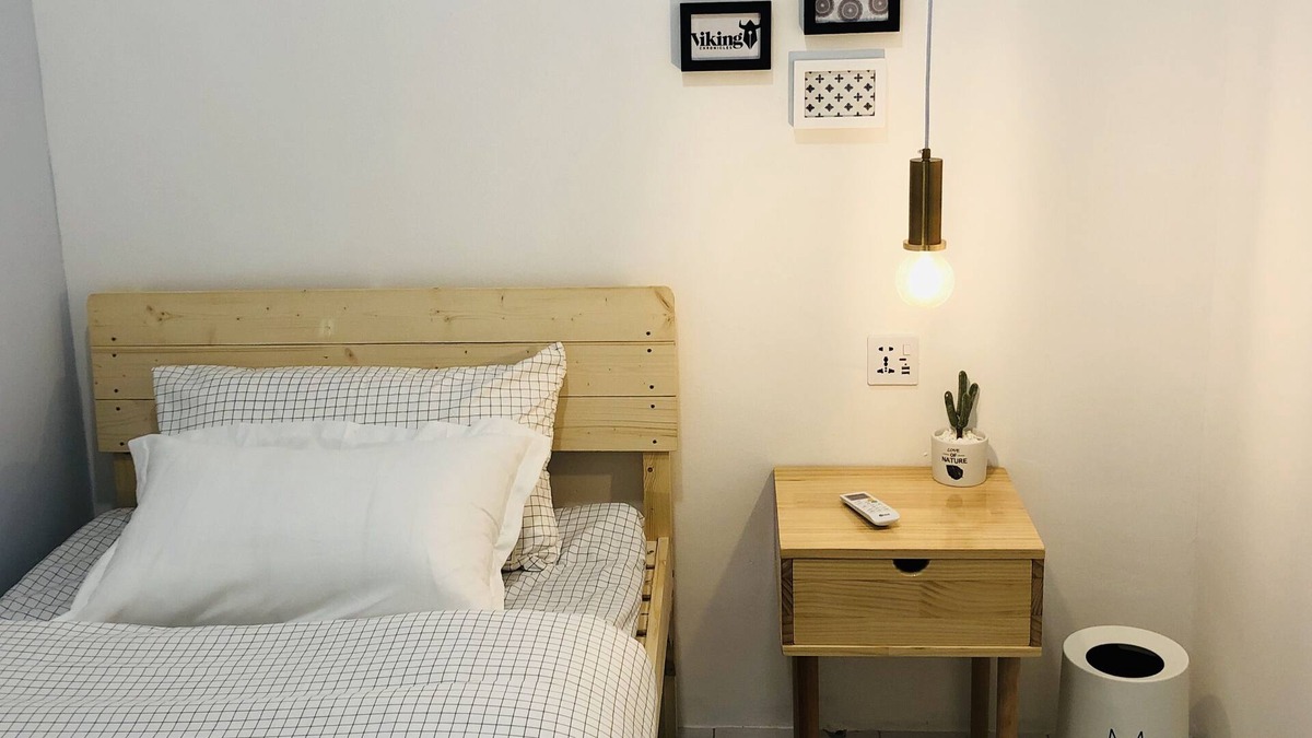 Gadong House | Miniinn - Single Room with Shared Bathroom
