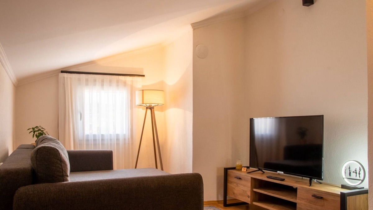Urla Apartment | Minimalist and Rooftop Flat with Terrace in Izmir